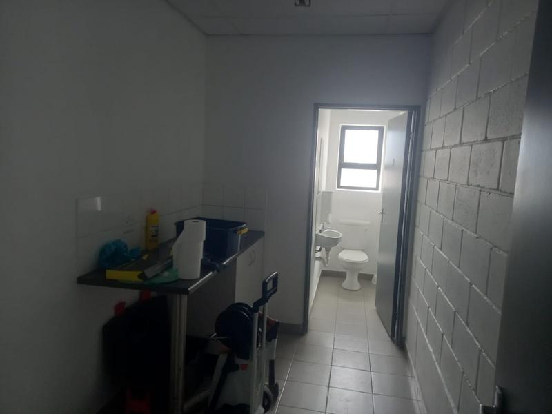 To Let commercial Property for Rent in North End Eastern Cape